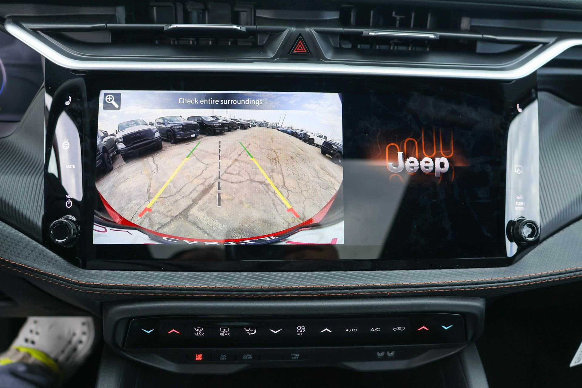 New 2026 Jeep Cherokee Overland image 21