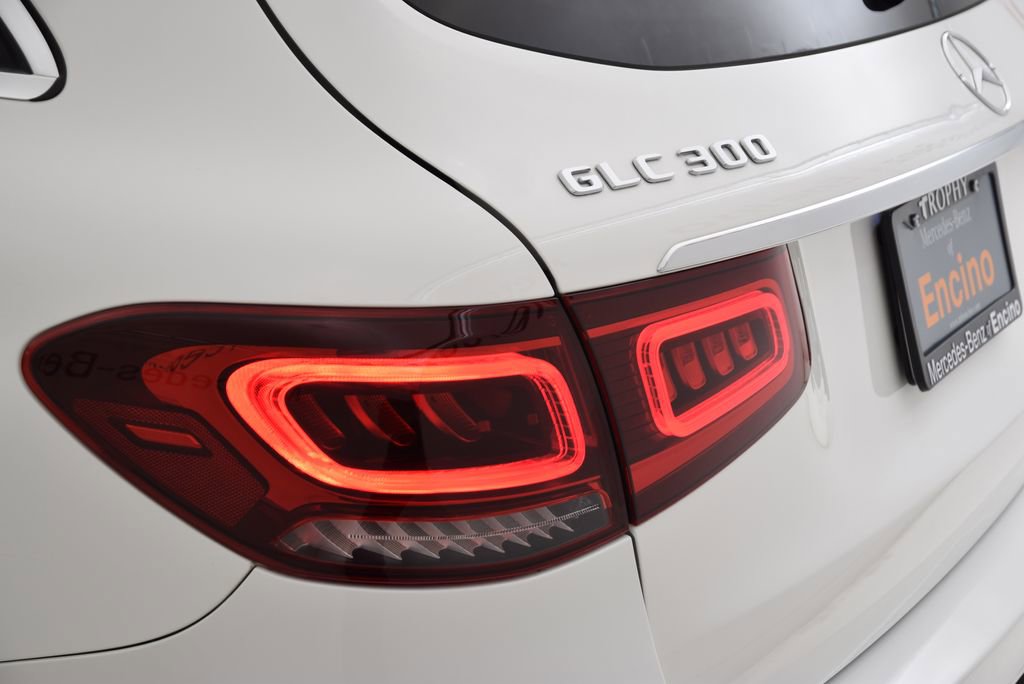 Used 2022 Mercedes-Benz GLC 300 image 13