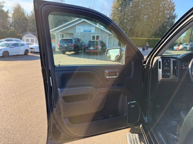 Used 2018 GMC Sierra 1500 Denali w/ Denali Ultimate Package image 11