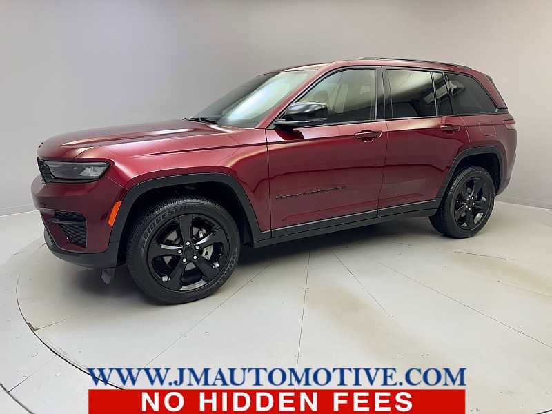 Used 2023 Jeep Grand Cherokee Altitude