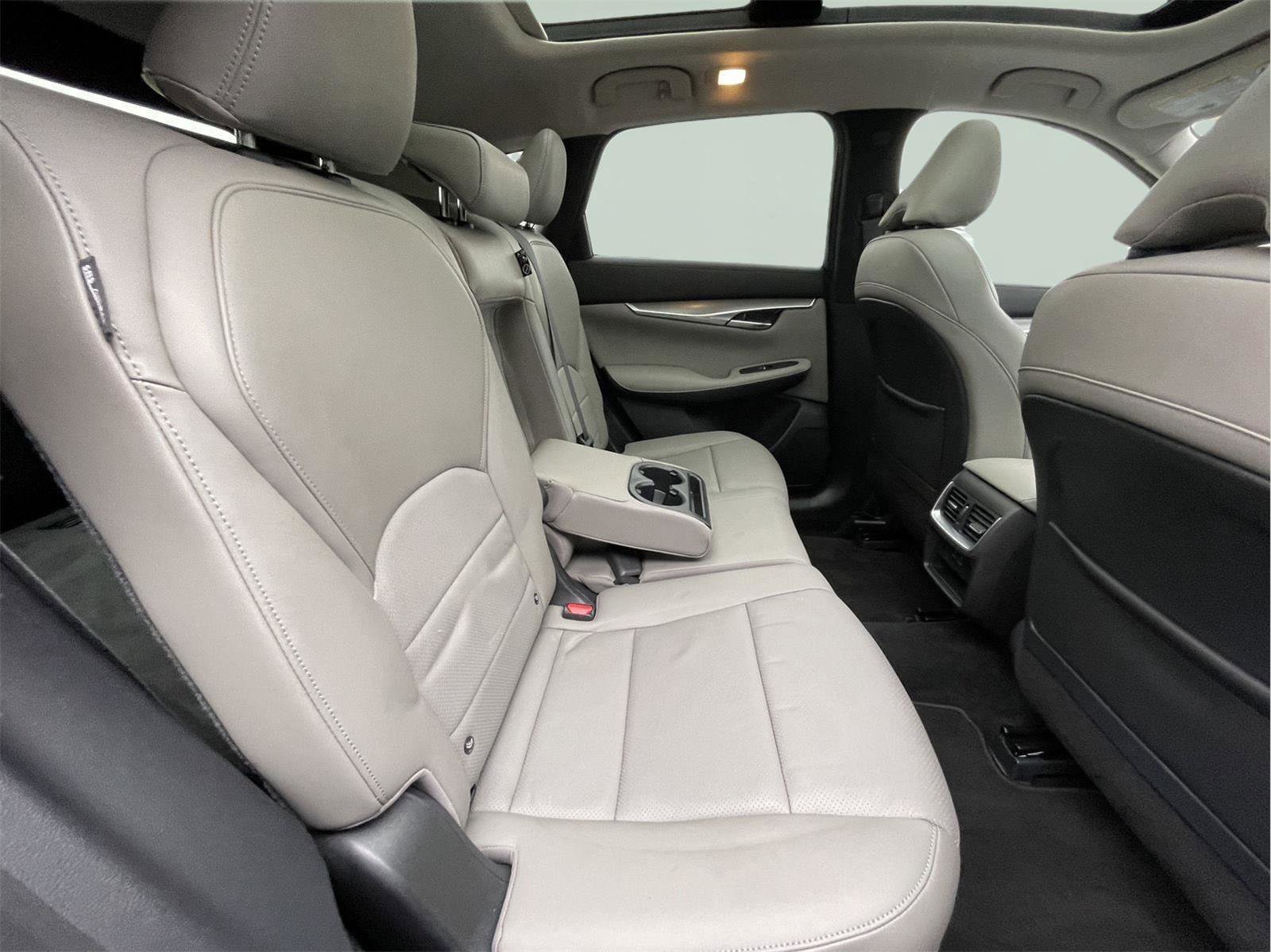 Used 2023 INFINITI QX50 Luxe image 19