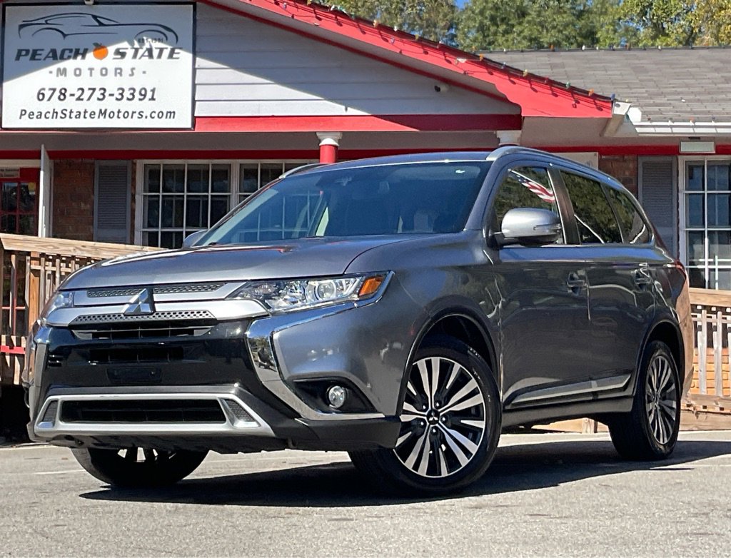 Used 2020 Mitsubishi Outlander SEL image 1