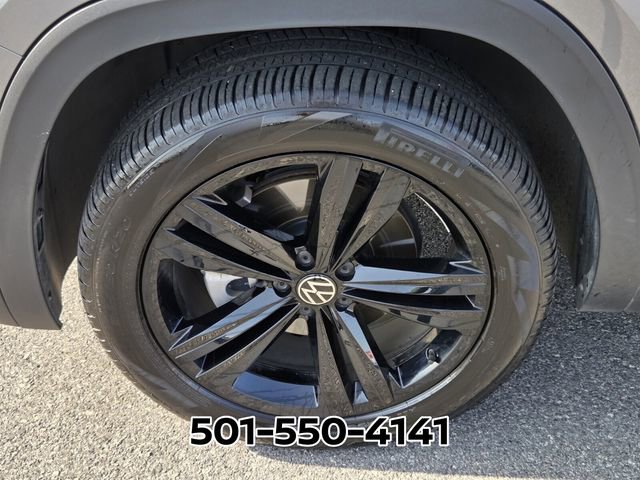 Used 2023 Volkswagen Atlas Cross Sport SEL image 23