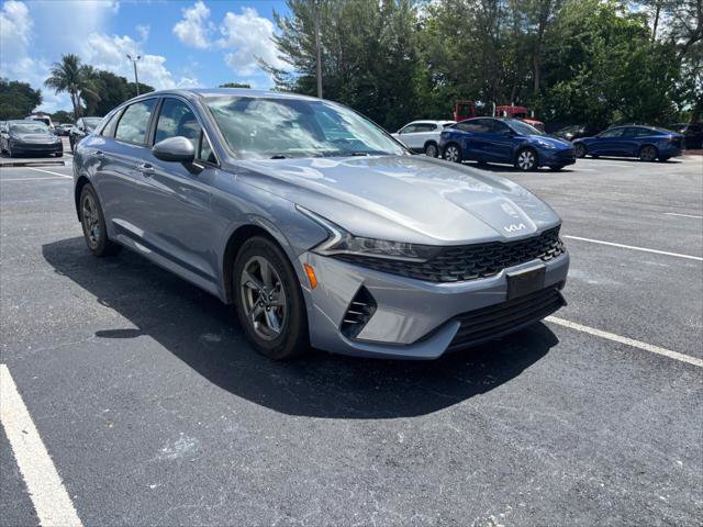Used 2022 Kia K5 LXS FWD image 7