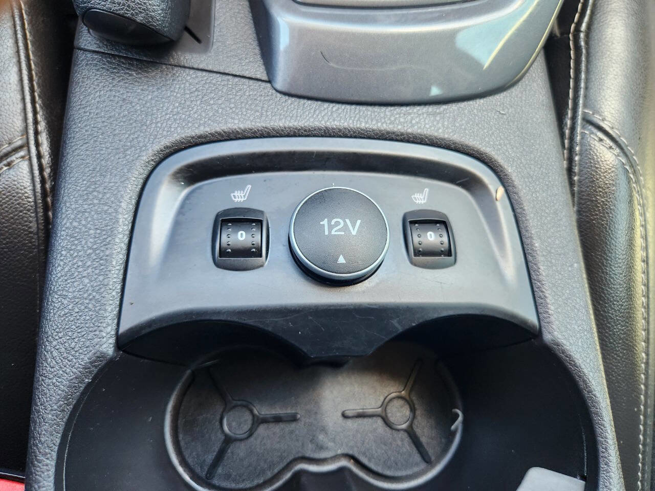 Used 2014 Ford Focus Titanium image 25