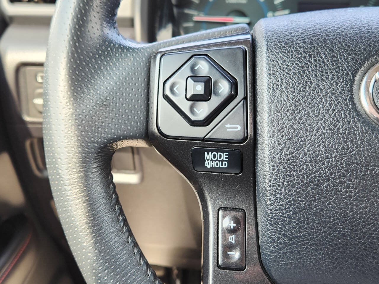 Used 2015 Toyota 4Runner SR5 Premium AWD/4WD image 20