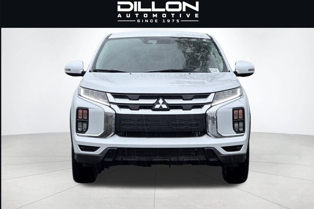 Used 2025 Mitsubishi Outlander Sport SE AWD/4WD image 9