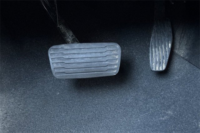 Used 2025 Chevrolet Silverado 1500 LT image 42