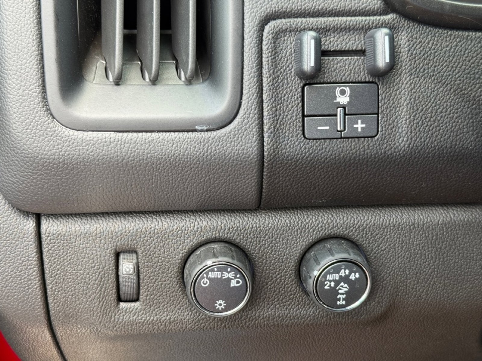Used 2021 Chevrolet Colorado ZR2 image 34