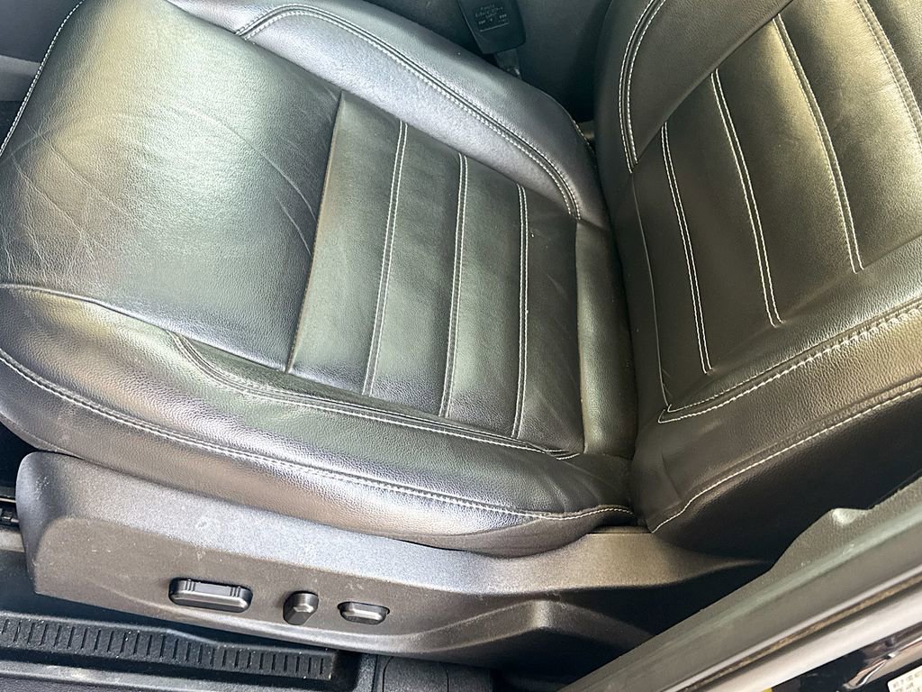 Used 2018 Ford Escape SEL image 21