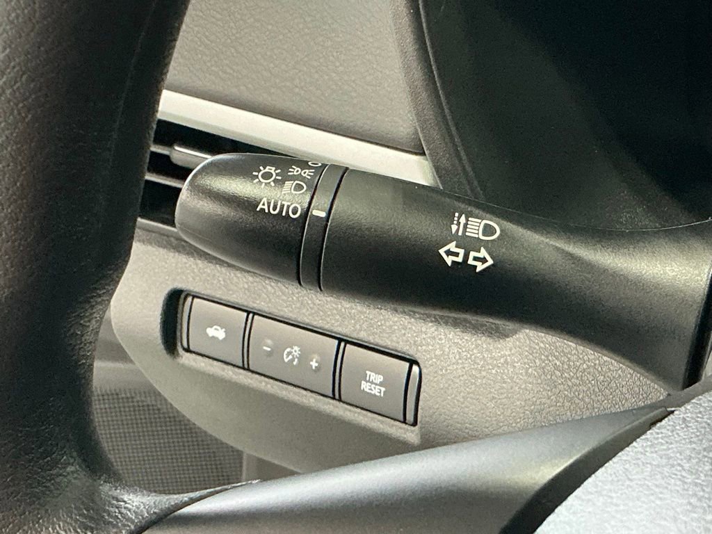 Used 2025 Nissan Altima 2.5 S FWD image 30