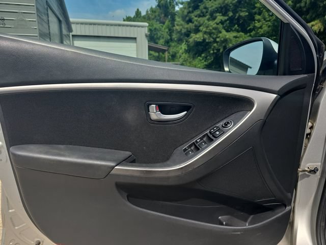 Used 2013 Hyundai Elantra GT FWD image 19