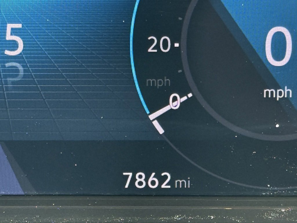 Used 2025 Volkswagen Atlas SEL Premium R-Line image 16