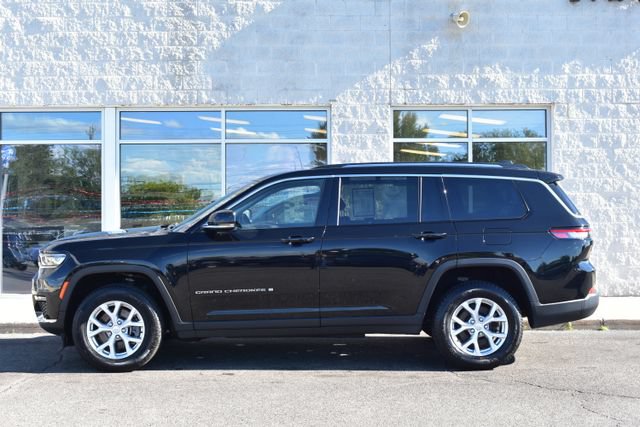 Used 2023 Jeep Grand Cherokee L Limited AWD/4WD image 2