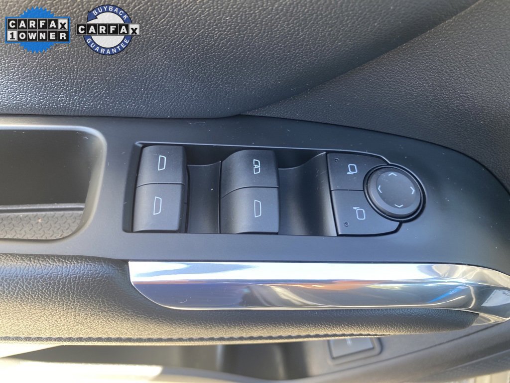 Used 2025 Chevrolet Traverse LT image 29