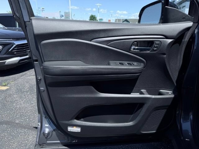 Used 2023 Honda Ridgeline RTL-E image 12