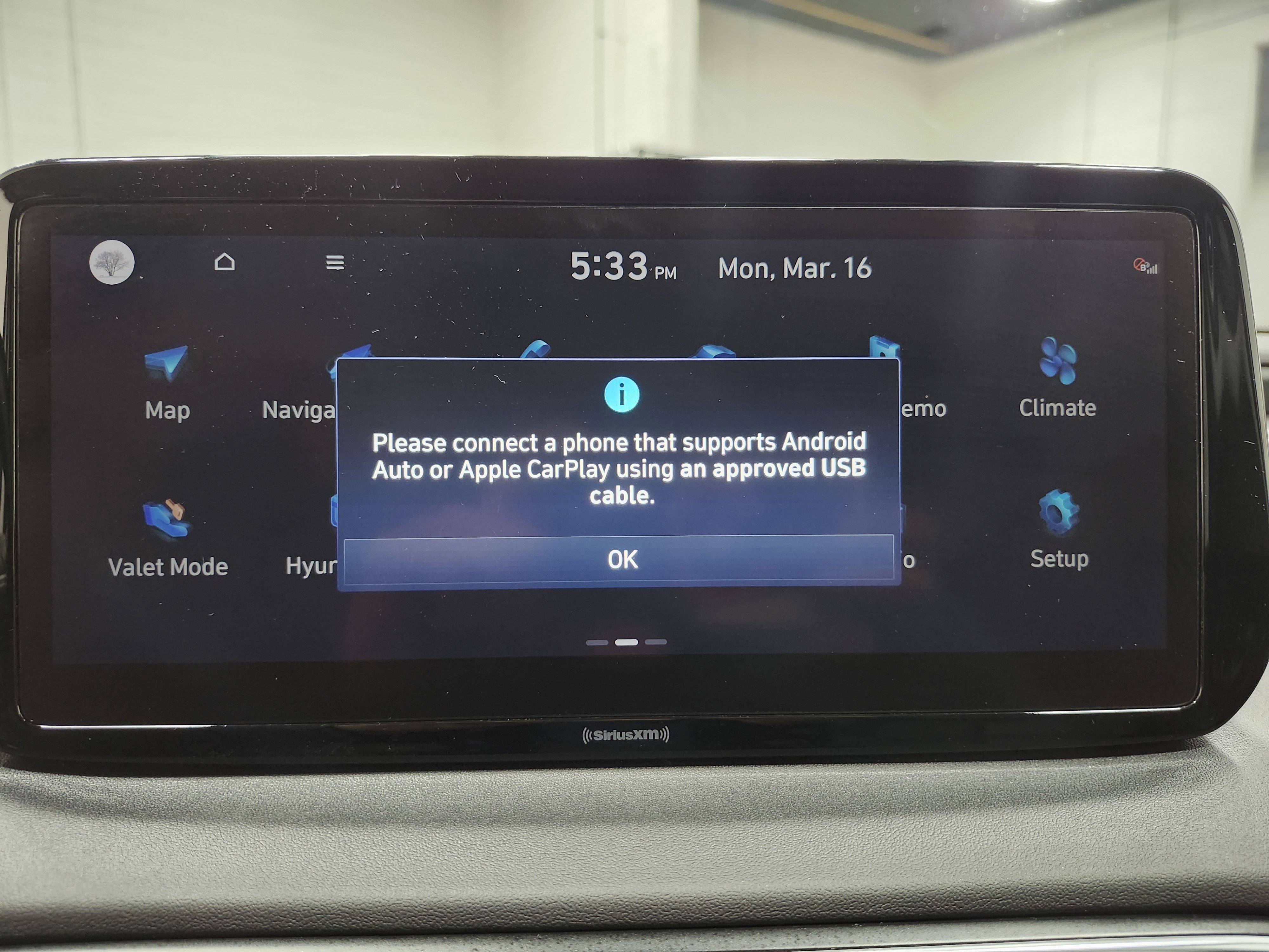 Used 2023 Hyundai Santa Fe XRT w/ Cargo Package image 6