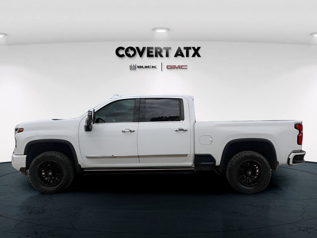 Used 2024 Chevrolet Silverado 2500 High Country w/ Technology Package AWD/4WD image 5