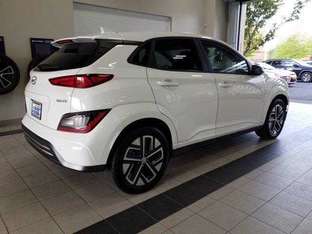 Used 2023 Hyundai Kona Limited w/ Cargo Package FWD image 19