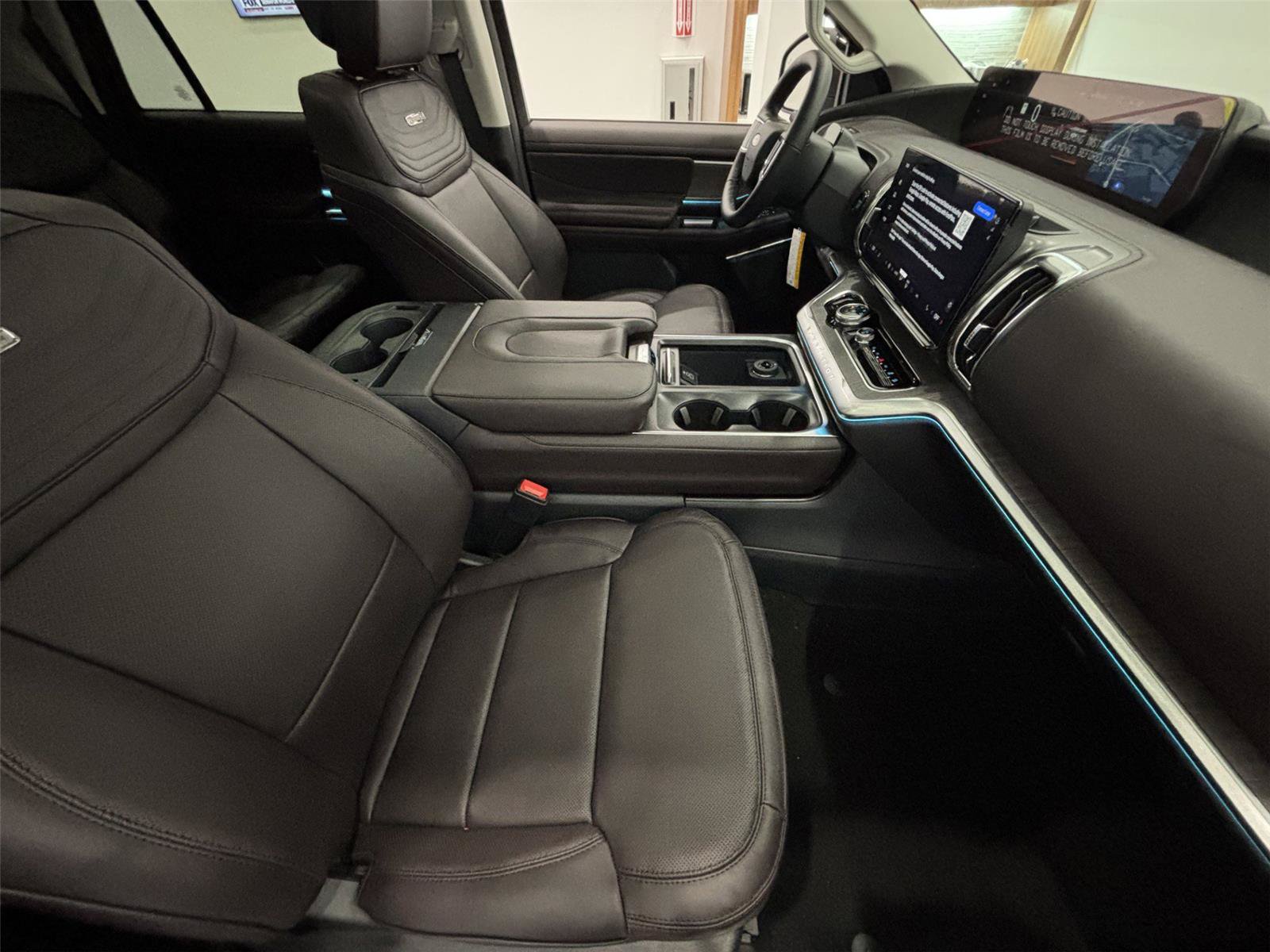 New 2026 Ford Expedition Max Platinum w/ Platinum Ultimate Package AWD/4WD image 30