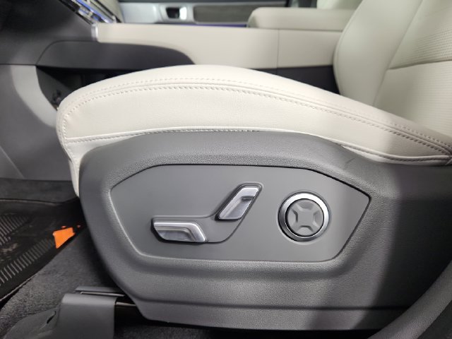 New 2026 Hyundai Santa Fe Limited AWD/4WD image 12