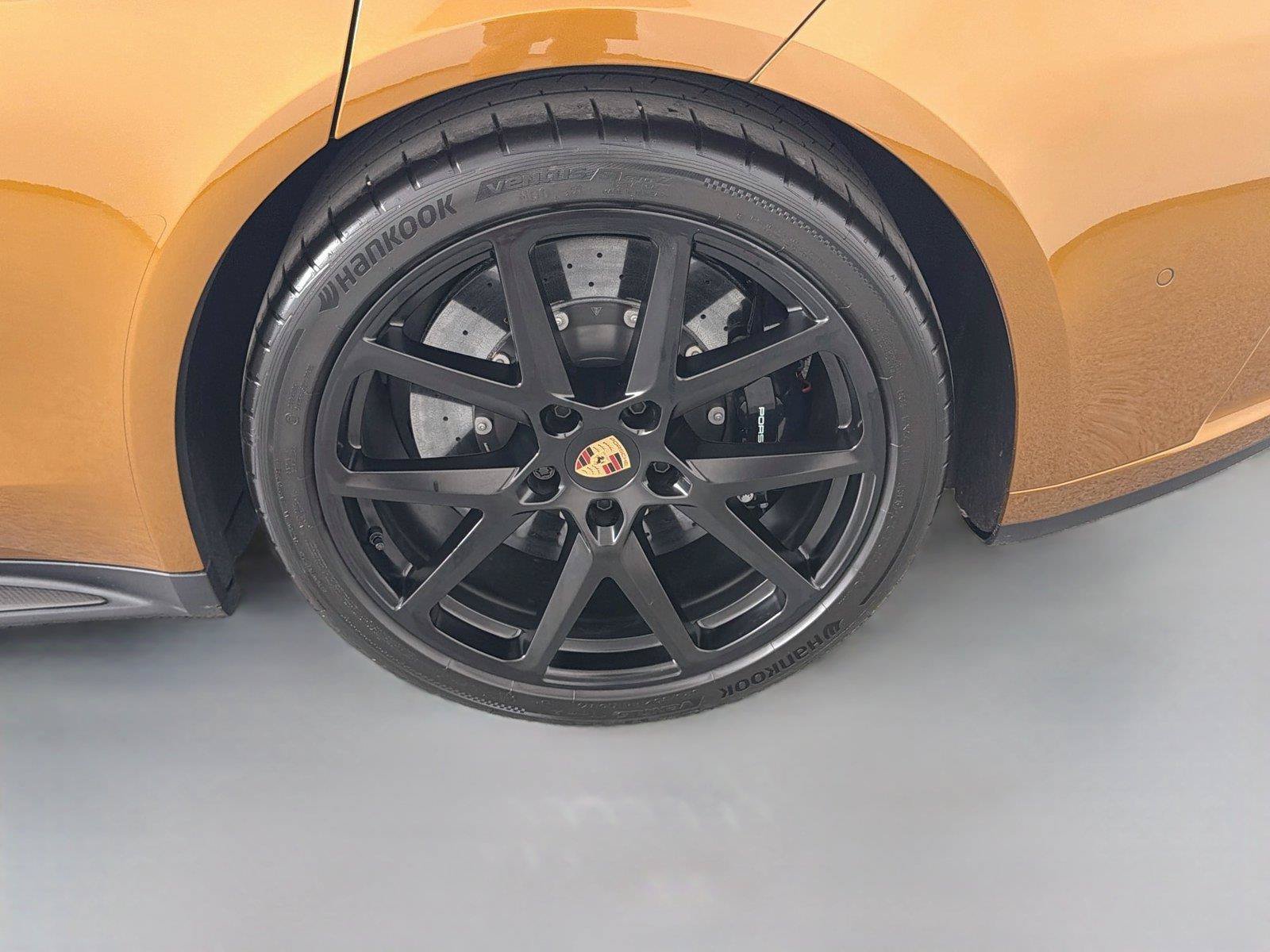 Certified 2025 Porsche Panamera GTS AWD/4WD image 12