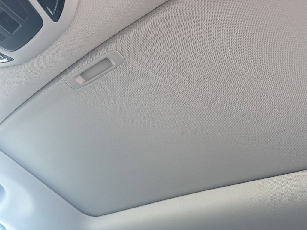 New 2025 Subaru Outback Touring XT image 20