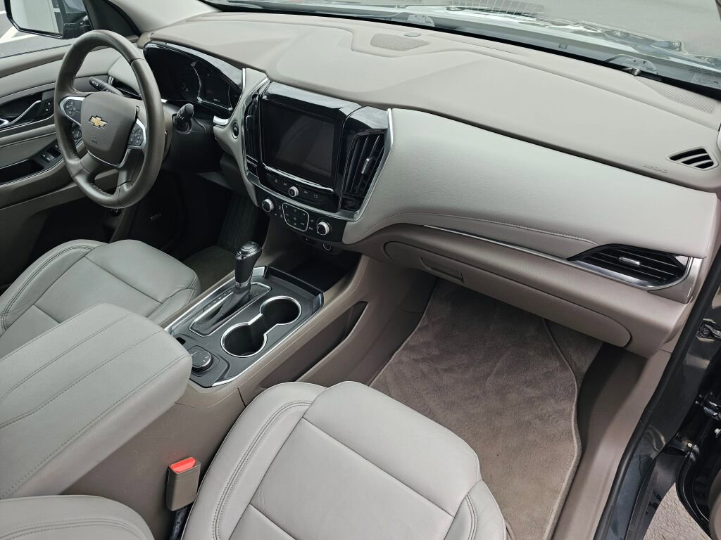 Used 2018 Chevrolet Traverse LT AWD/4WD image 12