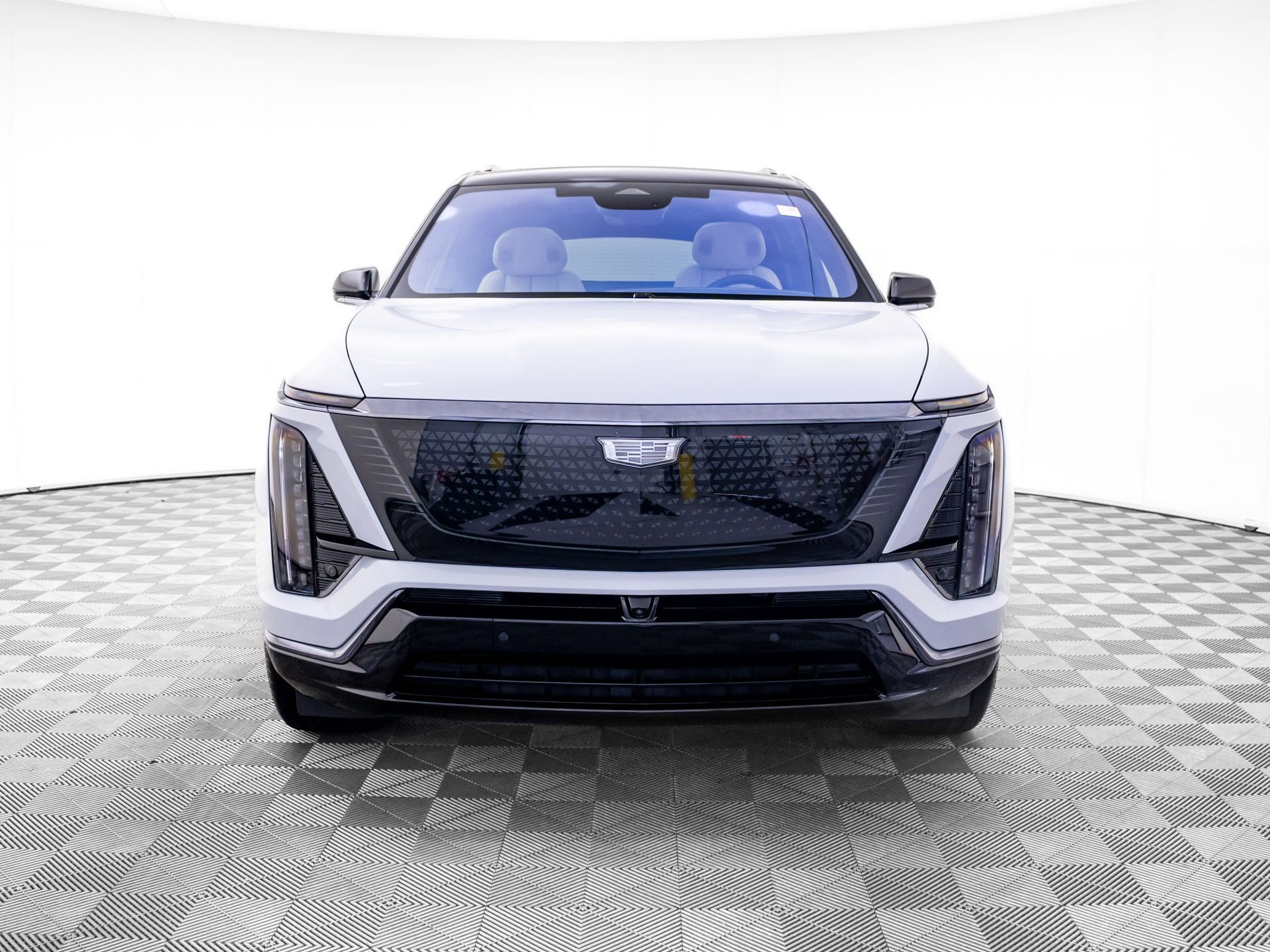 New 2026 Cadillac Vistiq Sport w/ LPO, Floor Liner Package AWD/4WD image 8