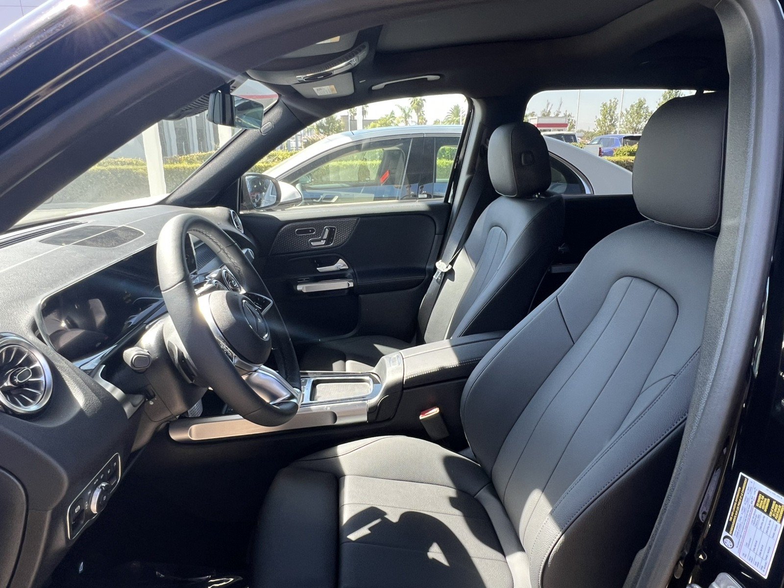 New 2026 Mercedes-Benz GLB 250 4MATIC image 16