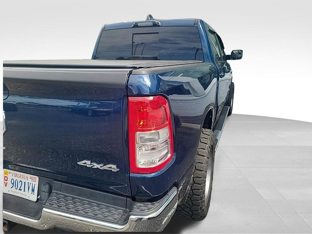 Used 2022 RAM 1500 Big Horn AWD/4WD image 3
