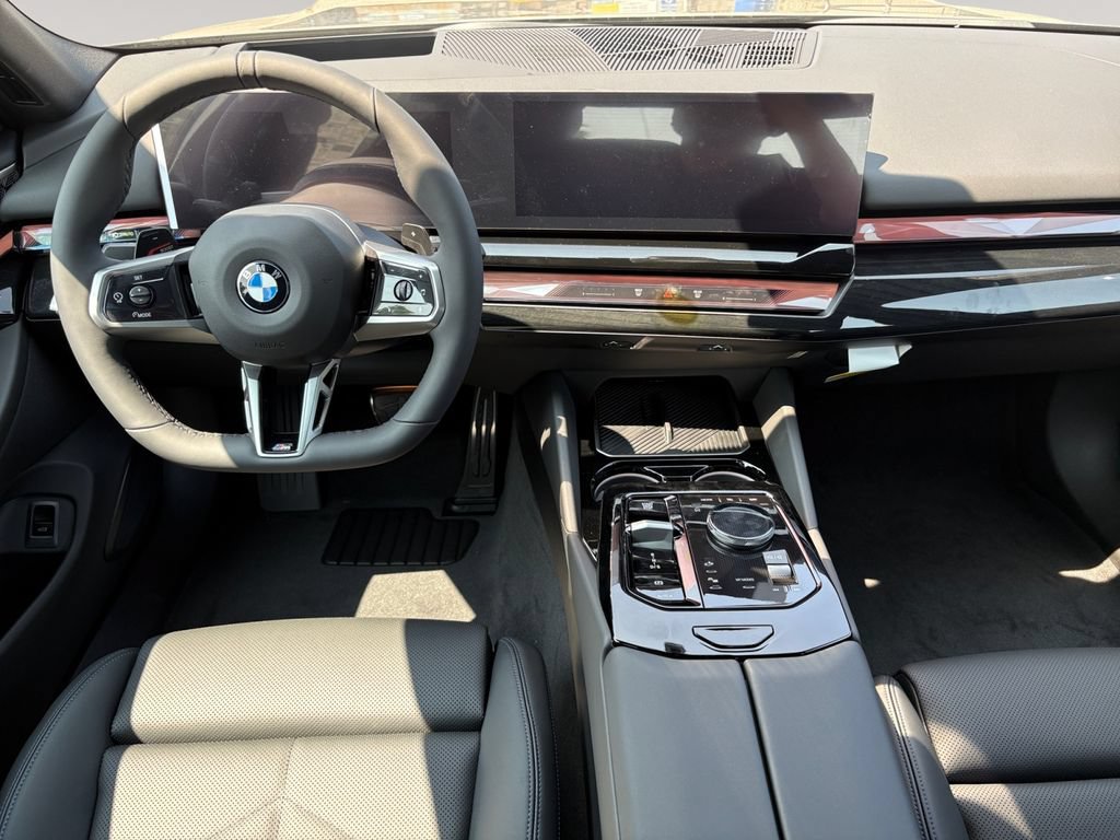 New 2027 BMW 530i xDrive w/ M Sport Package AWD/4WD image 10