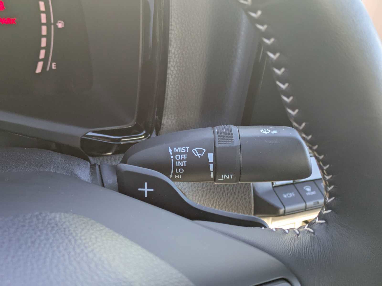 Used 2025 Toyota Camry SE image 26