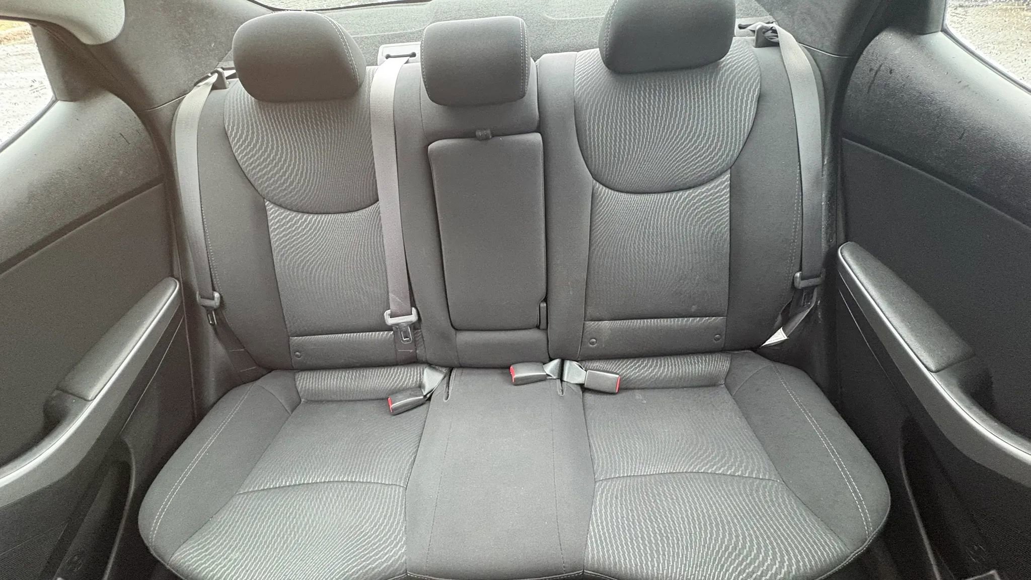 Used 2015 Hyundai Elantra SE w/ Option Group 03 FWD image 28