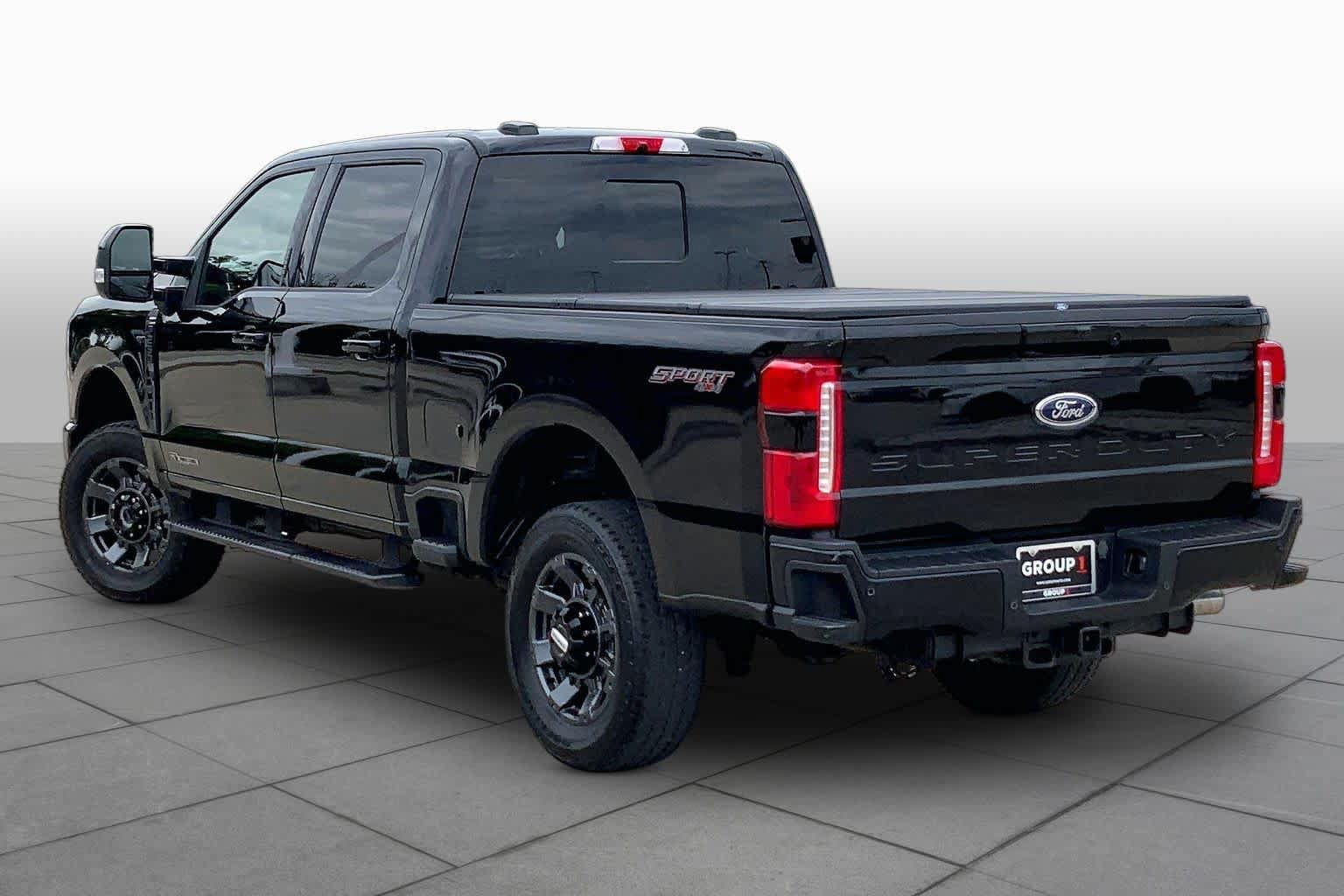 Used 2024 Ford F250 Lariat w/ Lariat Ultimate Package AWD/4WD image 11