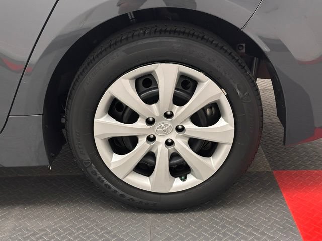 Used 2024 Toyota Corolla LE FWD image 18