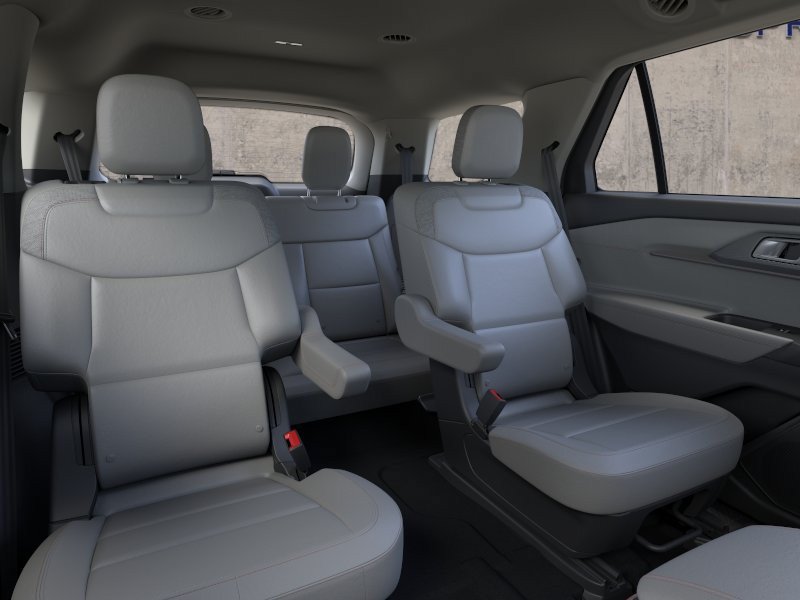New 2026 Ford Explorer Active RWD image 13