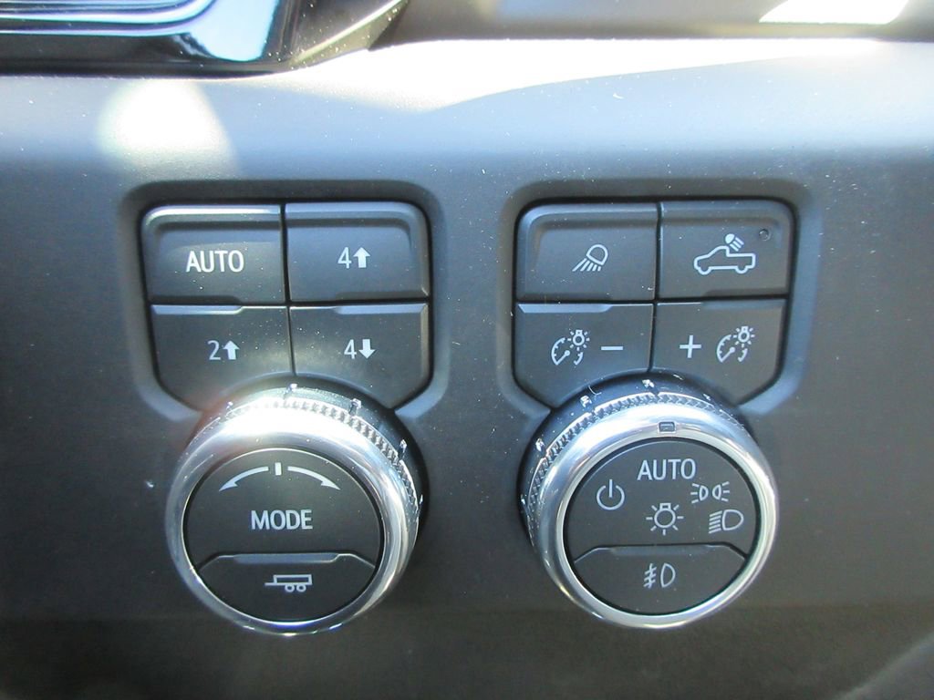 New 2026 GMC Sierra 1500 AT4 w/ AT4 Premium Package AWD/4WD image 20