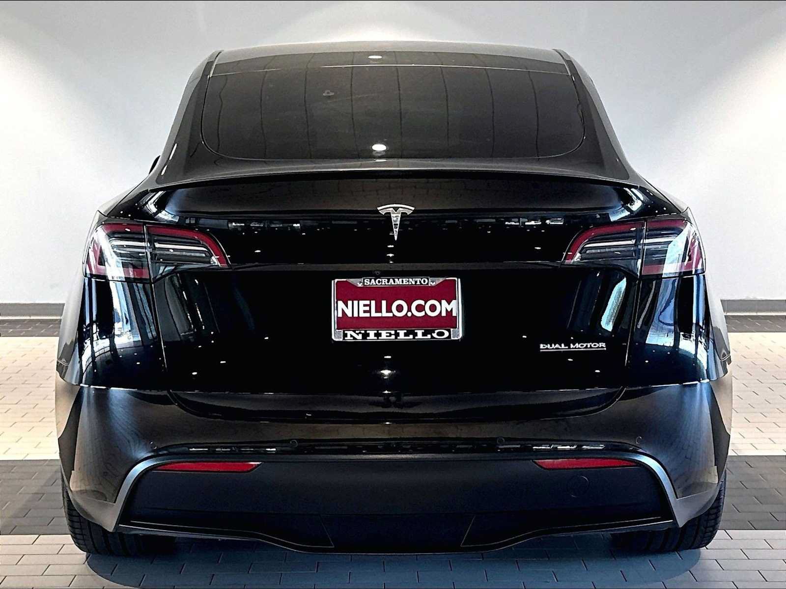 Used 2022 Tesla Model Y Performance AWD/4WD image 10