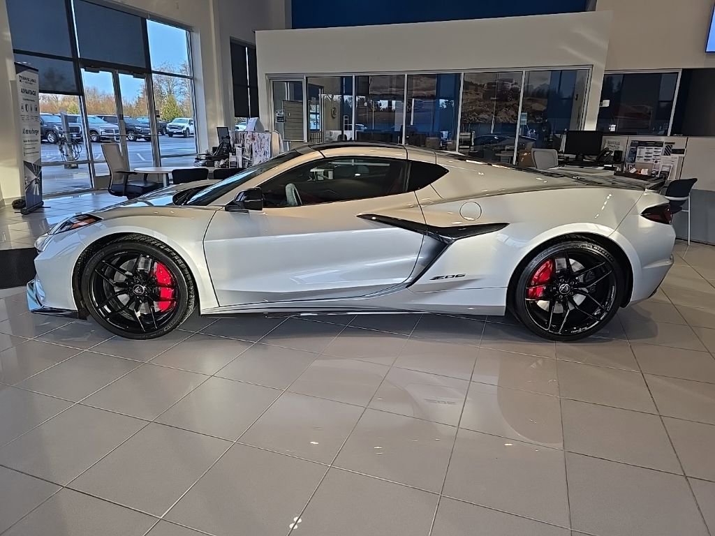 New 2026 Chevrolet Corvette Z06 w/ Stealth Interior Trim Package RWD image 2