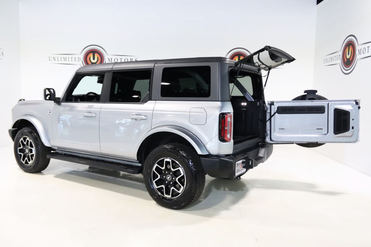 Used 2023 Ford Bronco Outer Banks AWD/4WD image 35