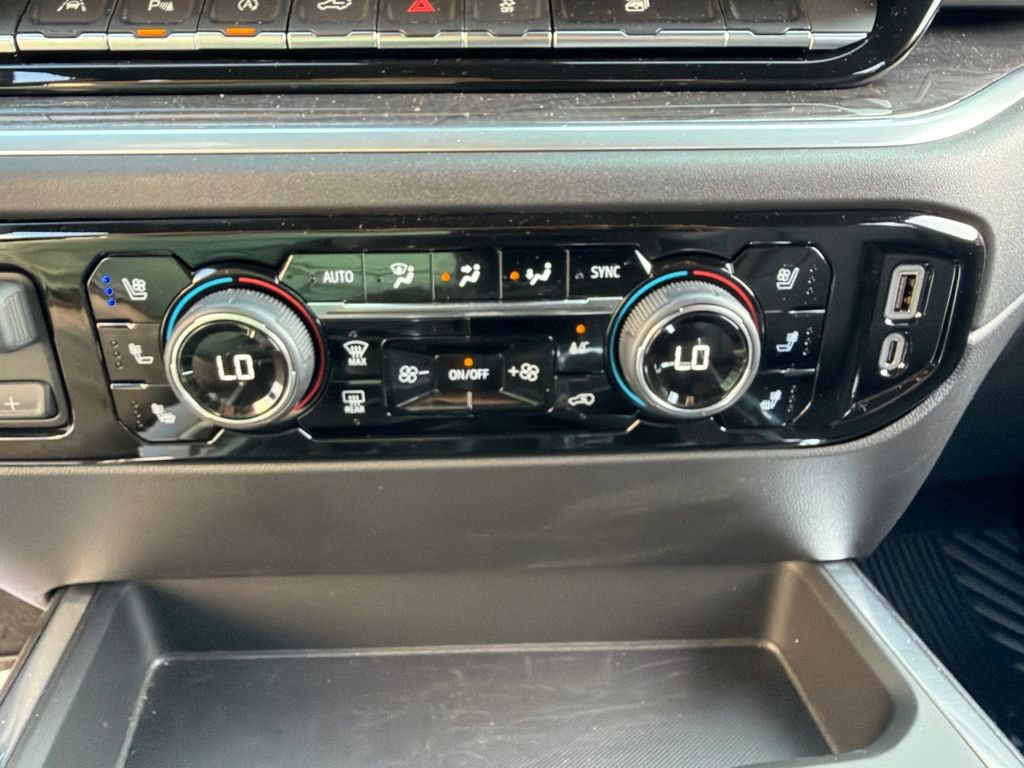 Used 2026 Chevrolet Silverado 1500 LTZ AWD/4WD image 36