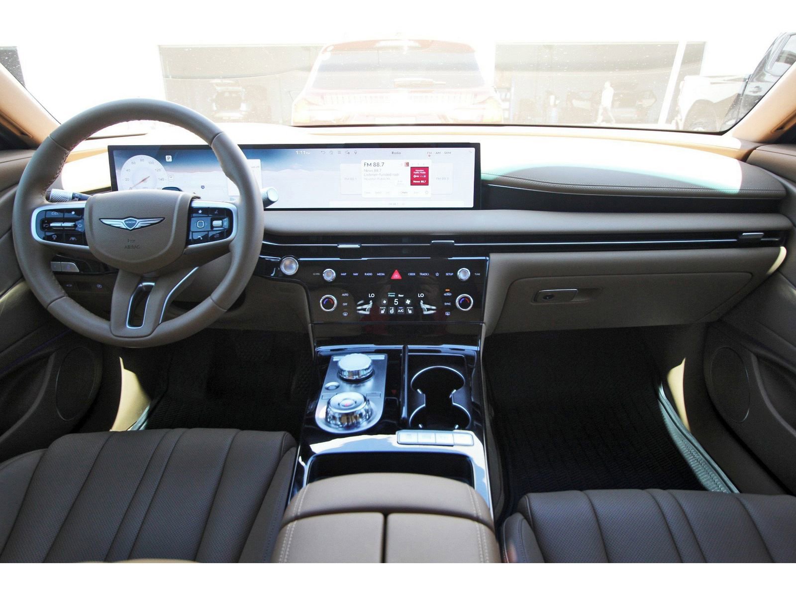 Used 2025 Genesis G80 2.5T image 11
