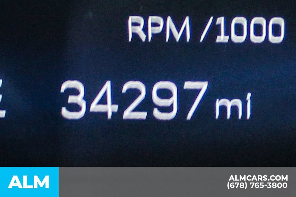 Used 2025 Cadillac XT4 Premium Luxury FWD image 41