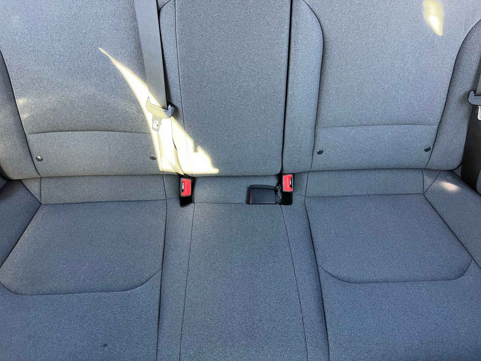 Used 2025 Kia K4 LXS image 37