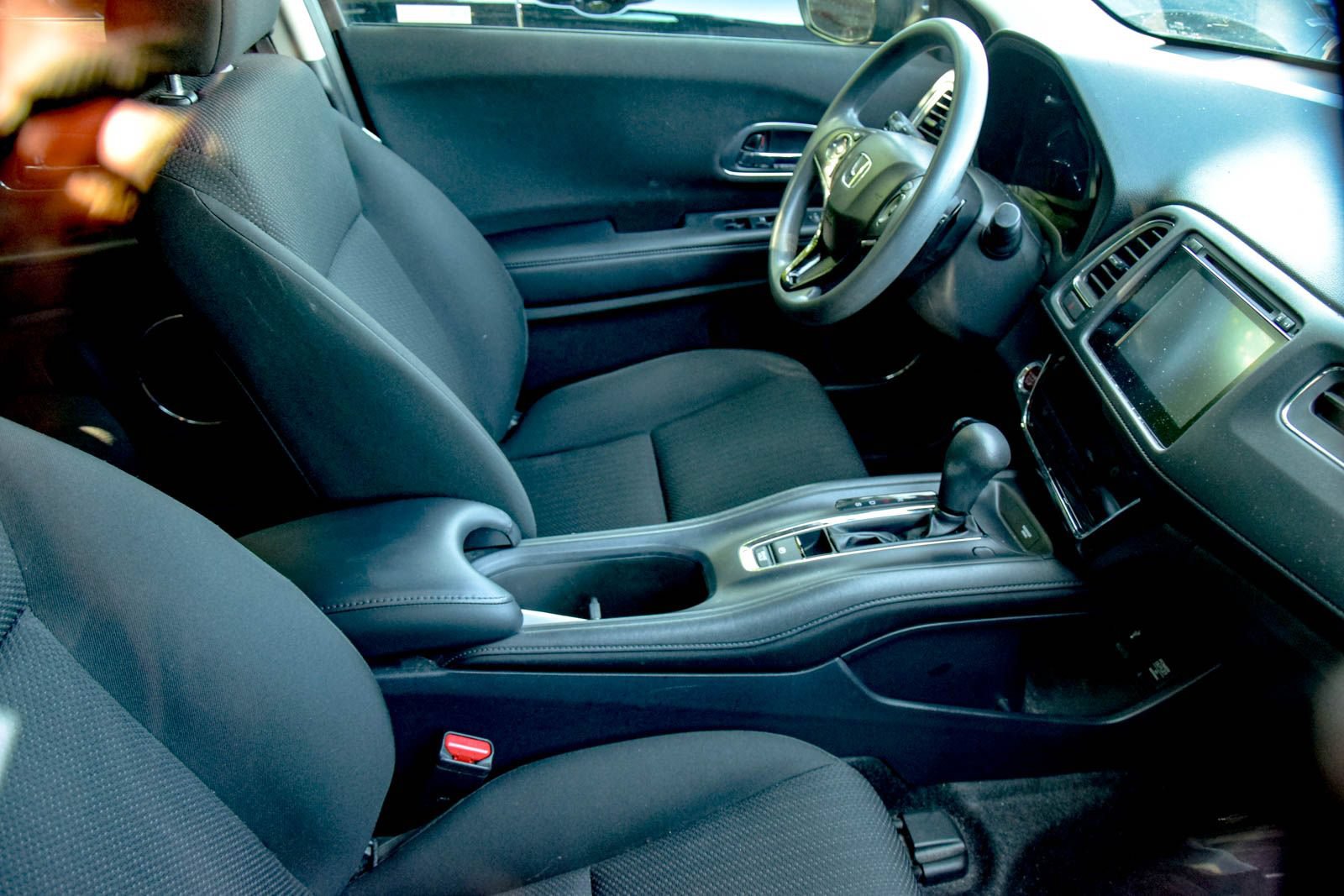 Used 2018 Honda HR-V EX image 19