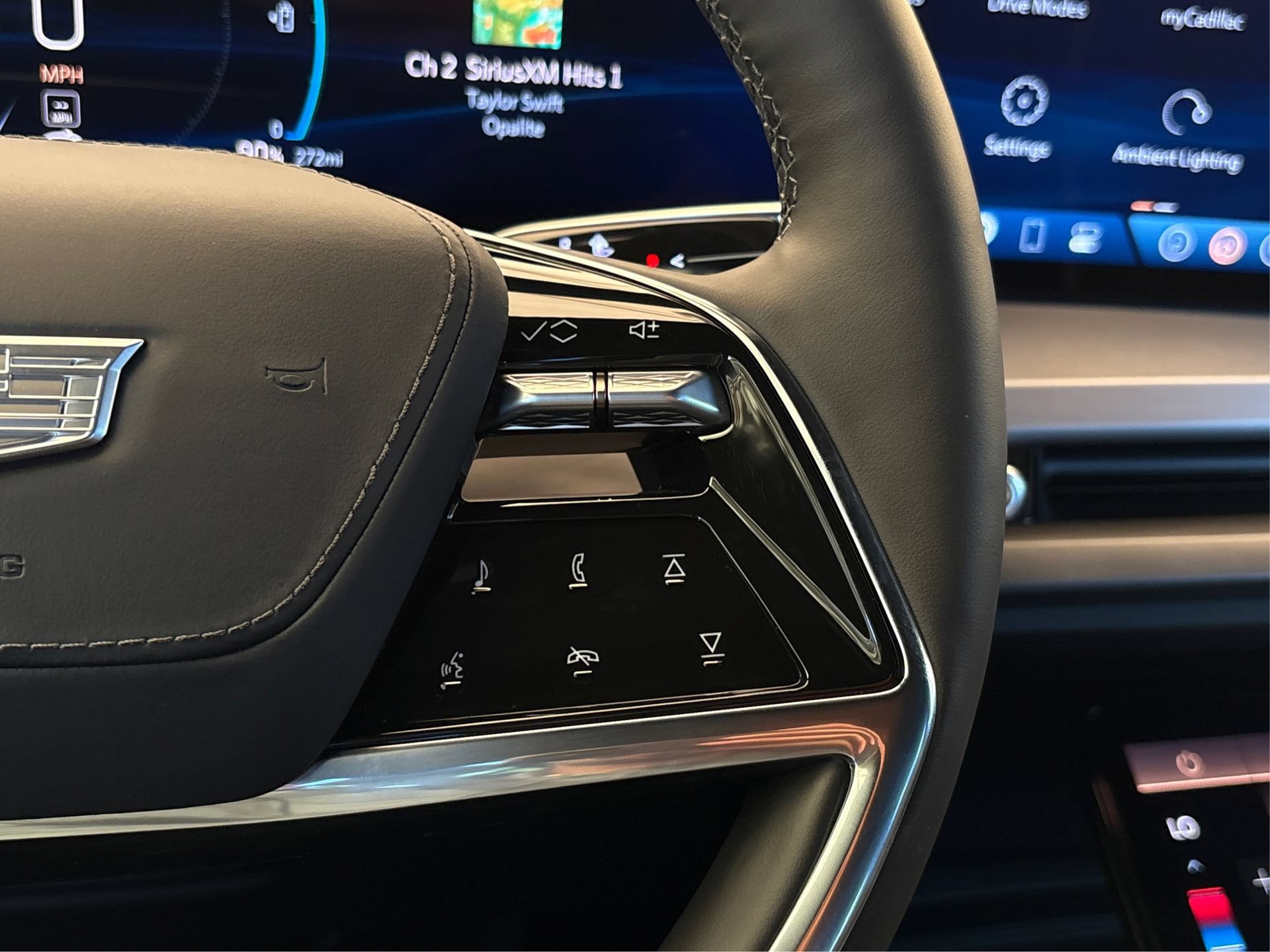 New 2027 Cadillac Vistiq Sport AWD/4WD image 27
