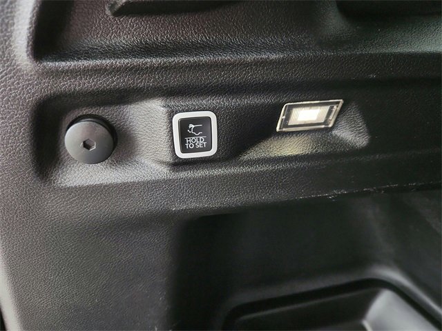 Used 2024 Jeep Grand Cherokee L Limited w/ Luxury Tech Group II image 29