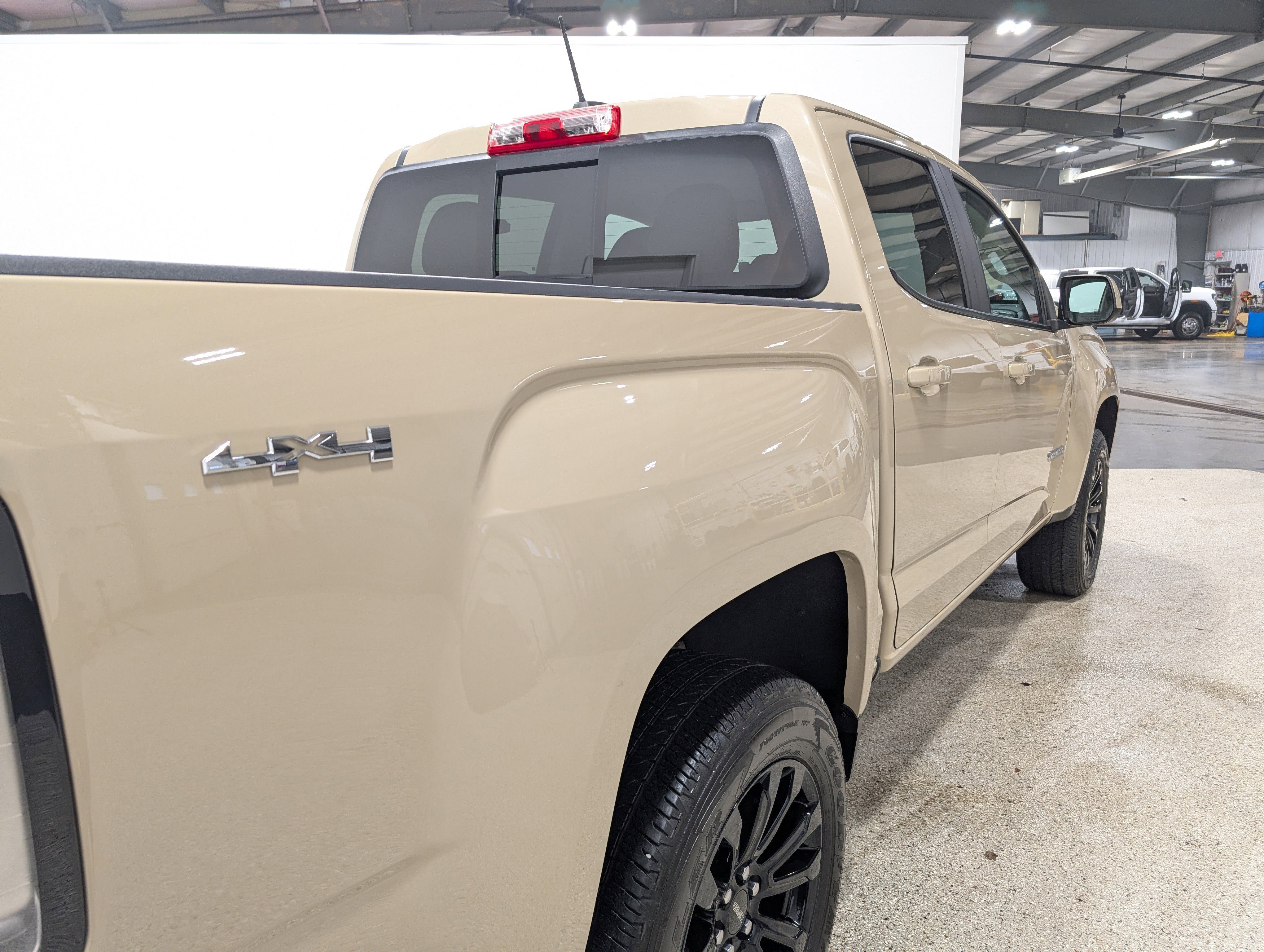 Used 2022 GMC Canyon Elevation w/ Elevation Premium Package image 3