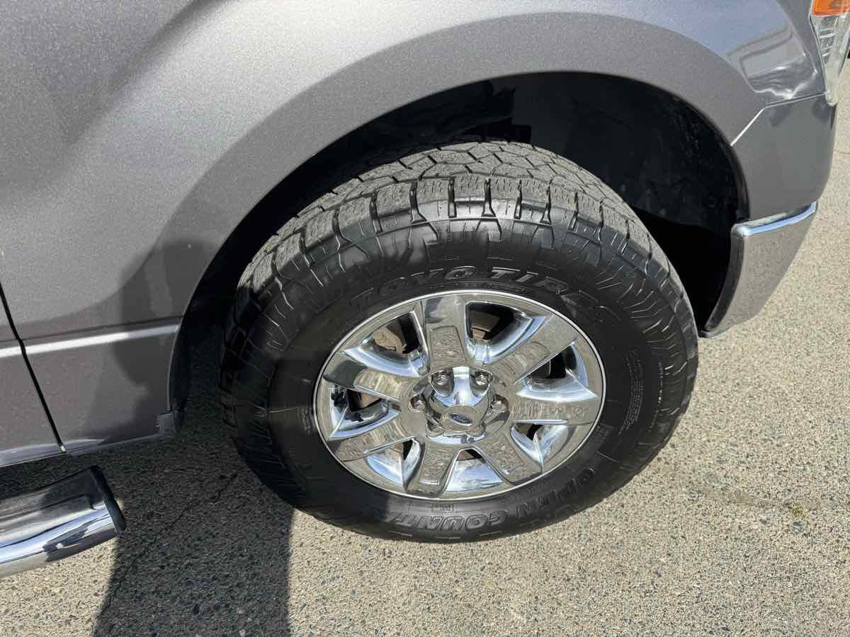 Used 2014 Ford F150 XLT w/ Equipment Group 302A Luxury image 38